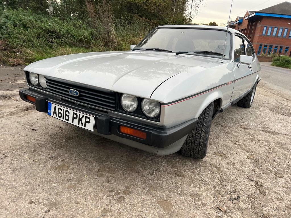 Ford Capri 2.8 Injection Special Fastback Silver #1