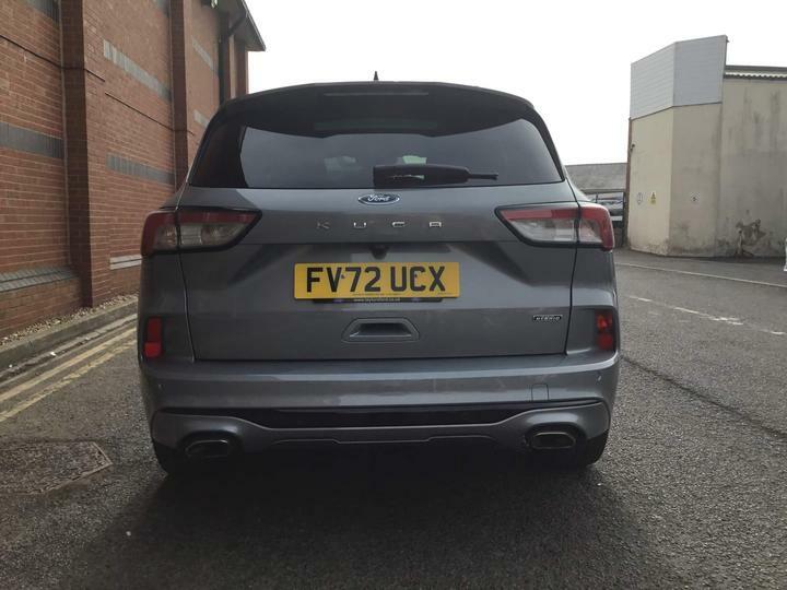 Compare Ford Kuga Ford Kuga 2.5 Duratec 14.4Kwh St-line X Edition Cv FV72UCX Silver