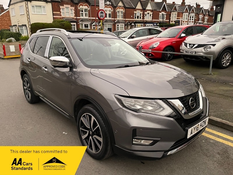 Compare Nissan X-Trail Dci Tekna Xtronic AY18HZK Grey