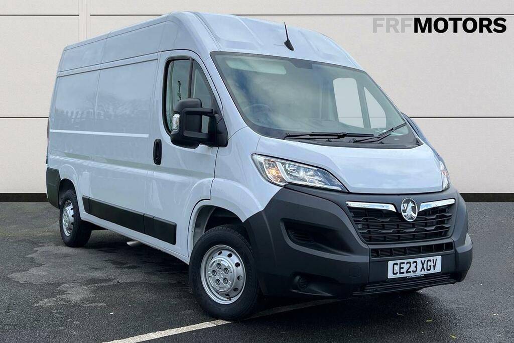 Compare Vauxhall Movano 3500 L2 Fwd 2.2 Turbo D 140Ps H1 Prime CE23XGV White