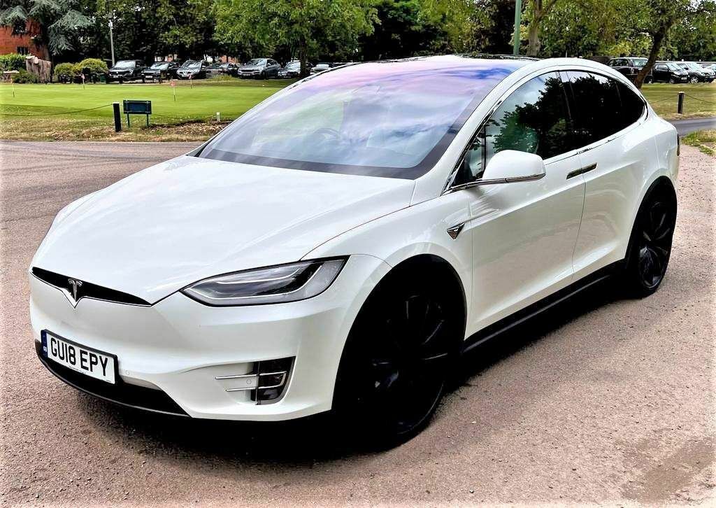 Compare Tesla Model X Model X 100D GU18EPY White