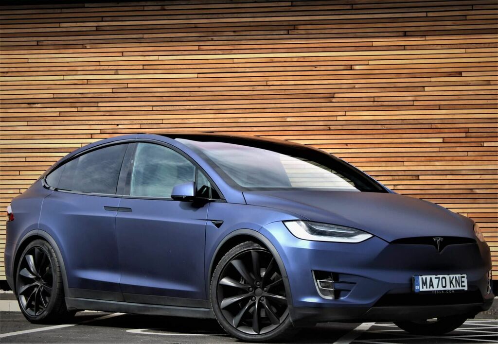 Compare Tesla Model X 4X4 Dual Motor Long Range 4Wde 202070 MA70KNE Blue