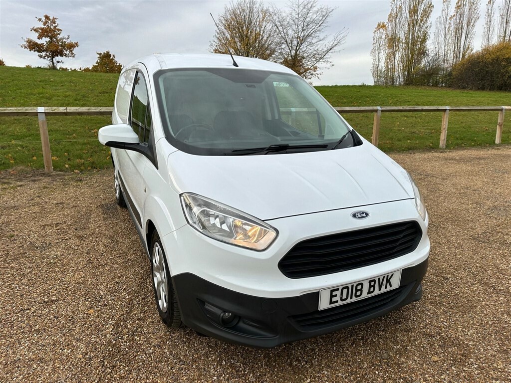 Compare Ford Transit Courier 1.5 Tdci Trend L1 Euro 6 EO18BVK White