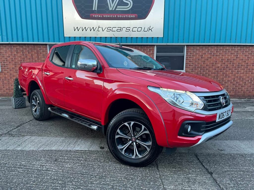 Compare Fiat Fullback Pickup 2.4D LX 4Wd Euro 6 Euro 6 2017 WD67BZY Red