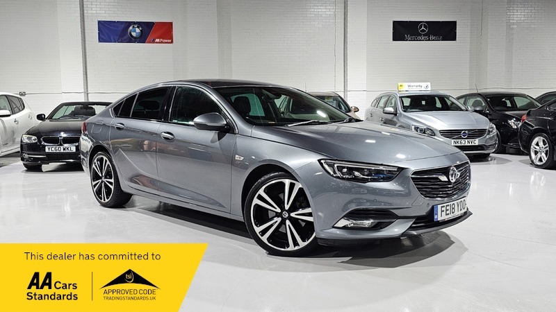 Compare Vauxhall Insignia 2.0 Turbo D Blueinjection FE18YDO Grey