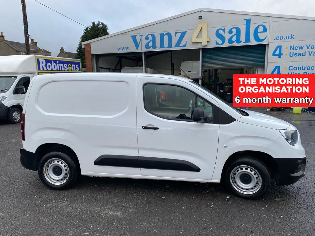 Compare Vauxhall Combo Combo 2000 Edition ET19SYF White