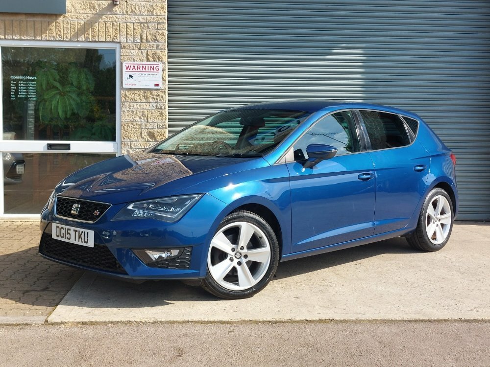 Compare Seat Leon 1.4 Tsi Act 150 Fr Technology Pack DG15TKU Blue