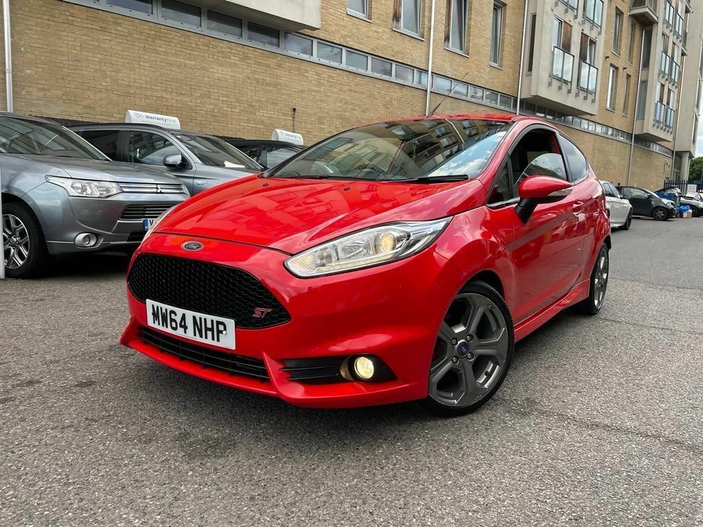 Compare Ford Fiesta 1.6T Ecoboost St-2 Euro 5 MW64NHP Red