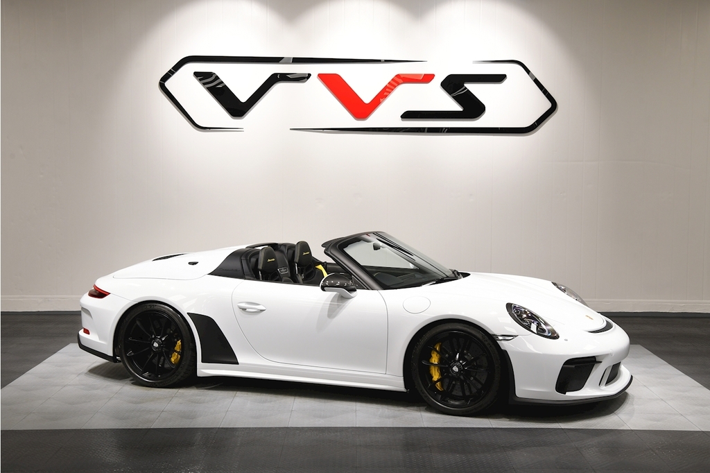 Compare Porsche 911 Speedster SH69AUM White