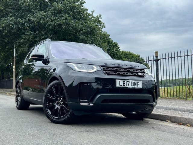 Compare Land Rover Discovery Sd4 Hse Luxury LB17BWP Black