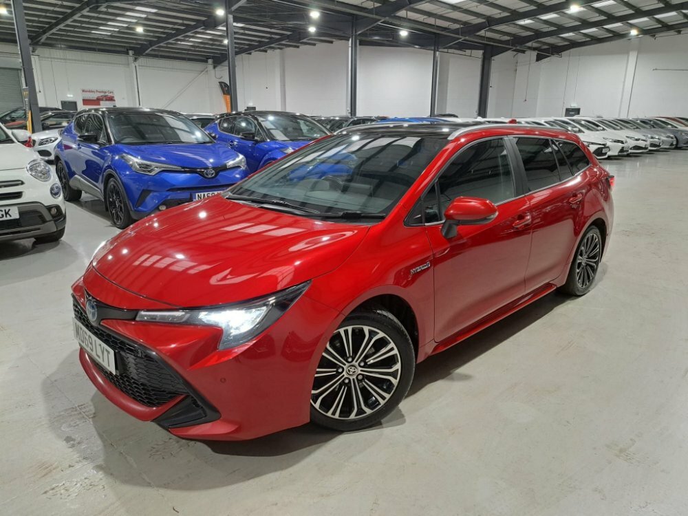 Compare Toyota Corolla 2.0 Vvt-h Design Touring Sports Cvt Euro 6 Ss 5 MD69LYT Red