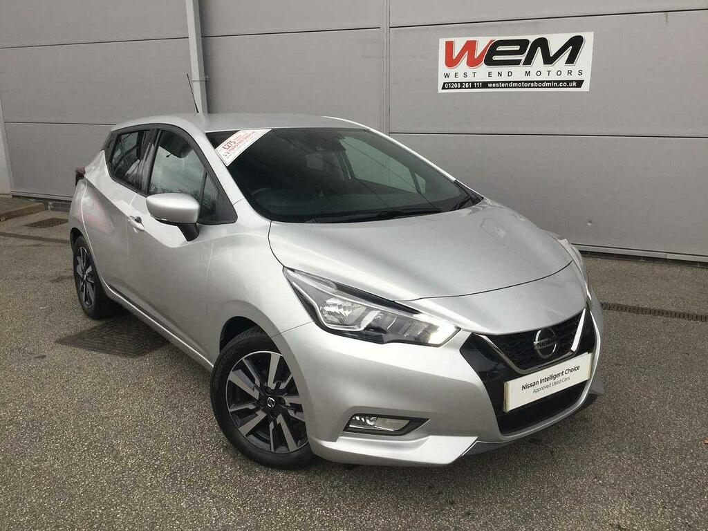 Compare Nissan Micra Micra Tekna Ig-t Cvt GY20DPX Silver