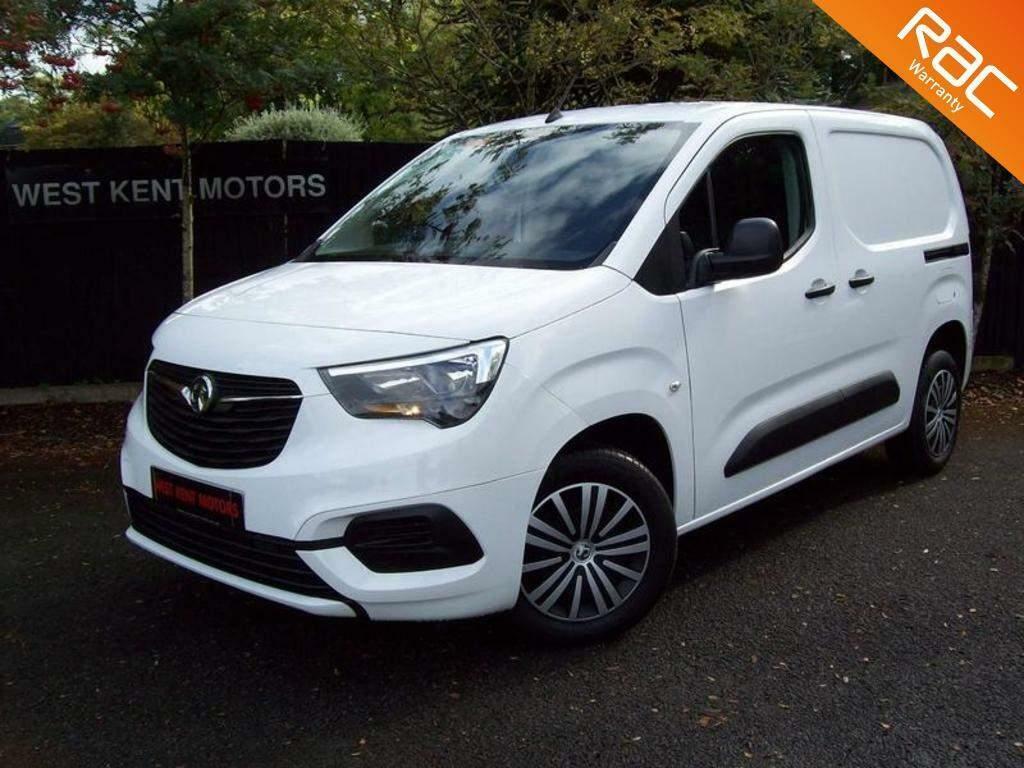 Compare Vauxhall Combo 1.6 Turbo D 2300 Sportive L1 Euro 6 Ss  White
