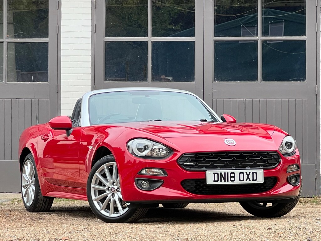 Compare Fiat 124 Spider 1.4 Multiair Lusso Convertible Euro 6 DN18OXD Red