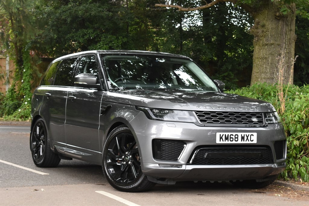 Compare Land Rover Range Rover Sport 3.0L Sdv6 Hse Dynamic7 Seatspan To M300BLE Grey