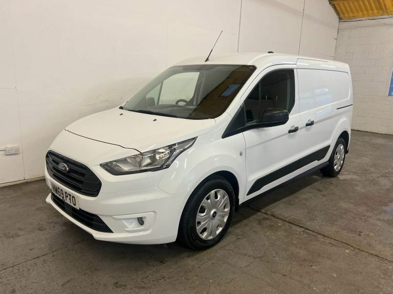 Compare Ford Transit Connect 1.5 230 Ecoblue Trend Crew Van Euro 6 Ss 6Dr HW69PTO White