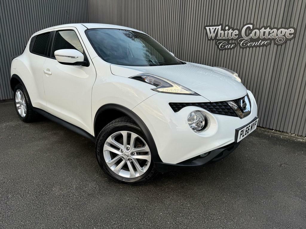 Compare Nissan Juke 1.5 Dci N-connecta Euro 6 Ss PL66MYP White