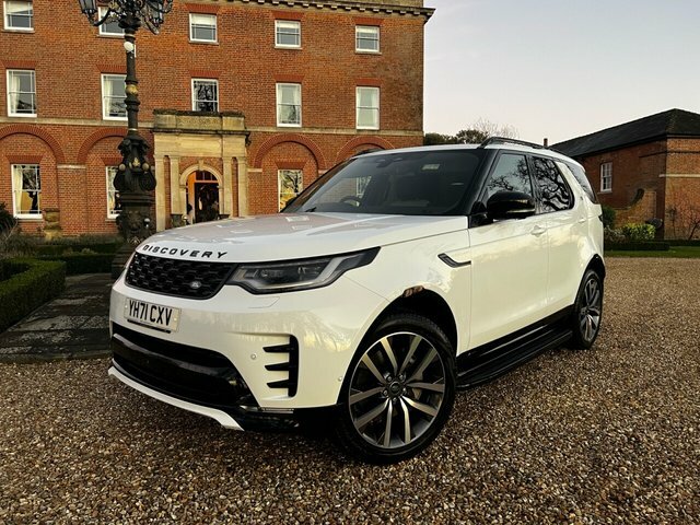 Compare Land Rover Discovery R-dynamic Se 246 YH71CXV White