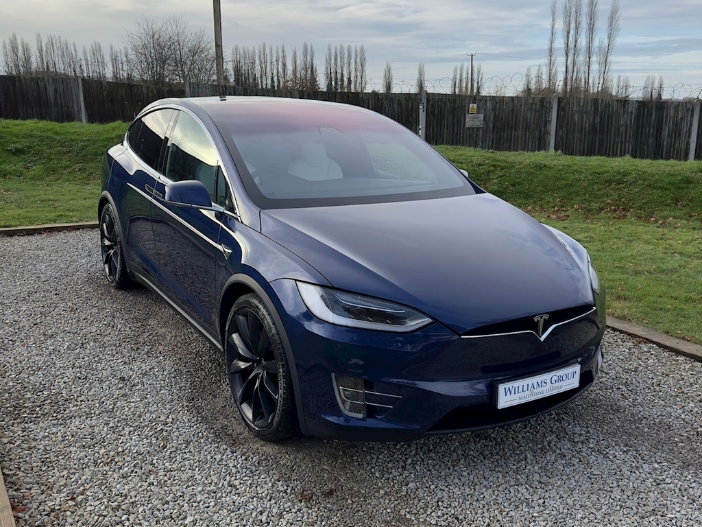 Compare Tesla Model X 100D MW68VFG Blue