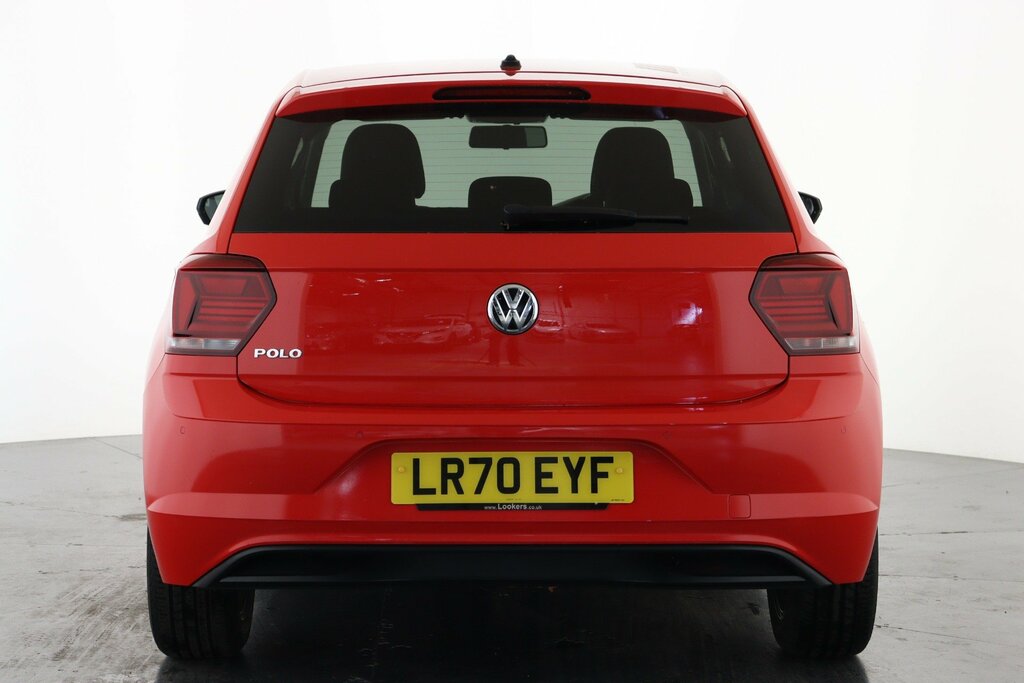 Compare Volkswagen Polo Polo Beats Evo LR70EYF Red