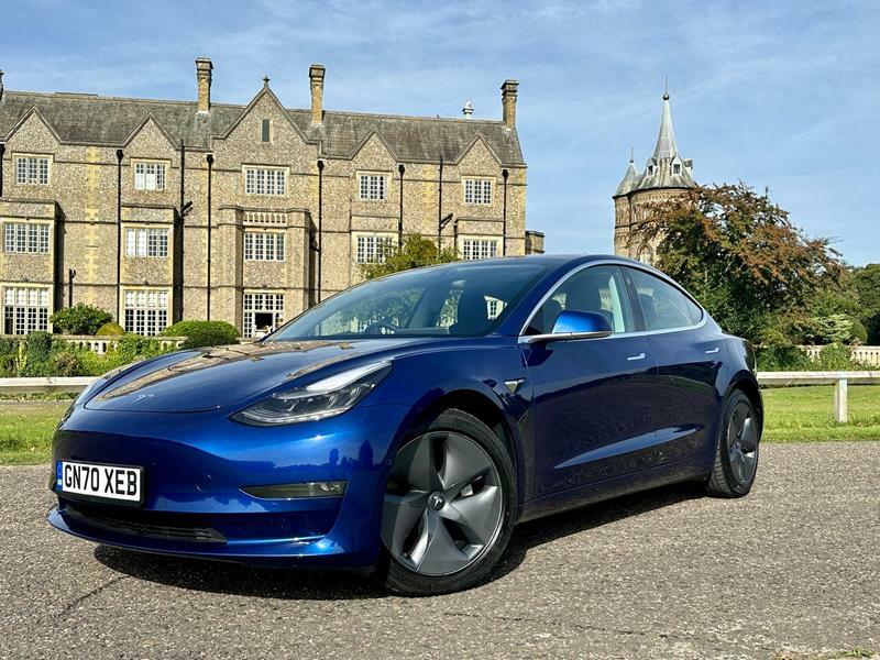 Compare Tesla Model 3 Long Rangedual Motor GN70XEB Blue