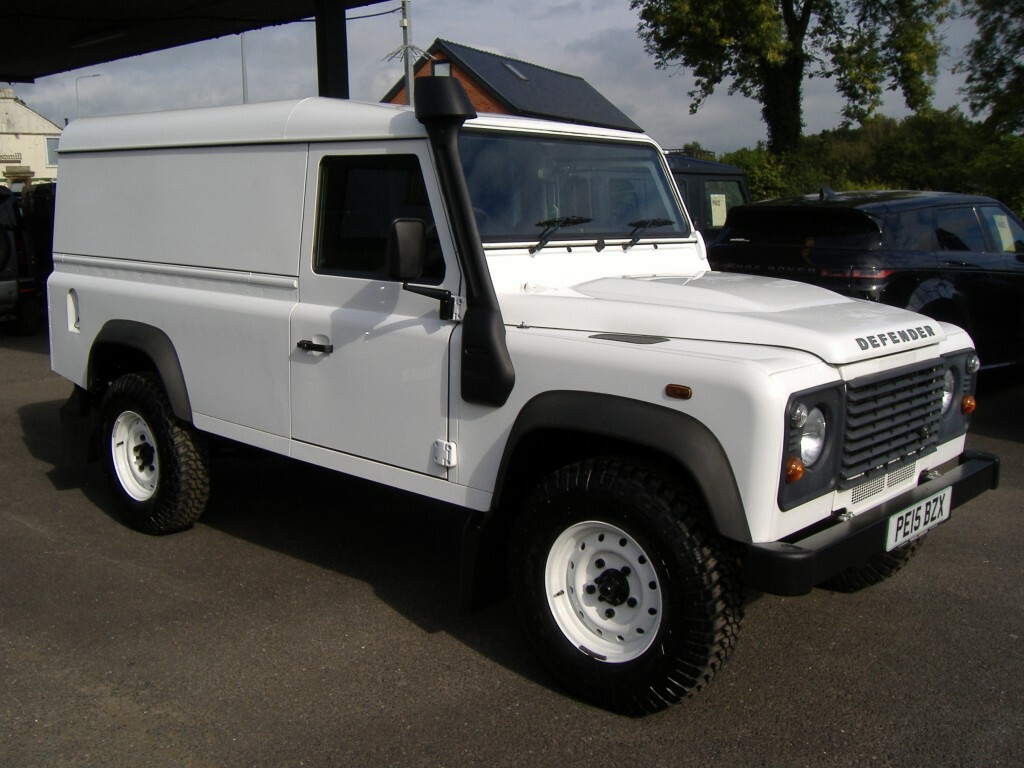 Compare Land Rover Defender 110 110 2.2 Tdci PE15BZX White