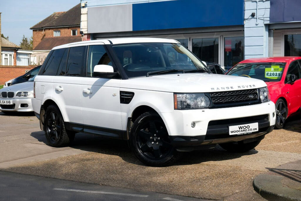 Compare Land Rover Range Rover Sport V6 Sport  White