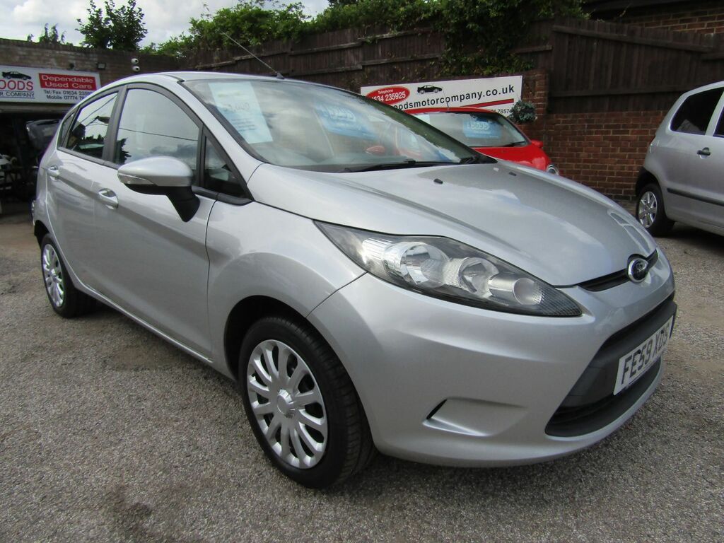 Compare Ford Fiesta Style 1.25 FE59XDS Silver