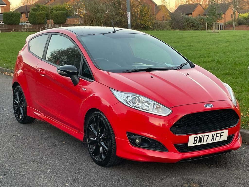 Compare Ford Fiesta 1.0T Ecoboost St-line Euro 6 Ss BW17XFF Red