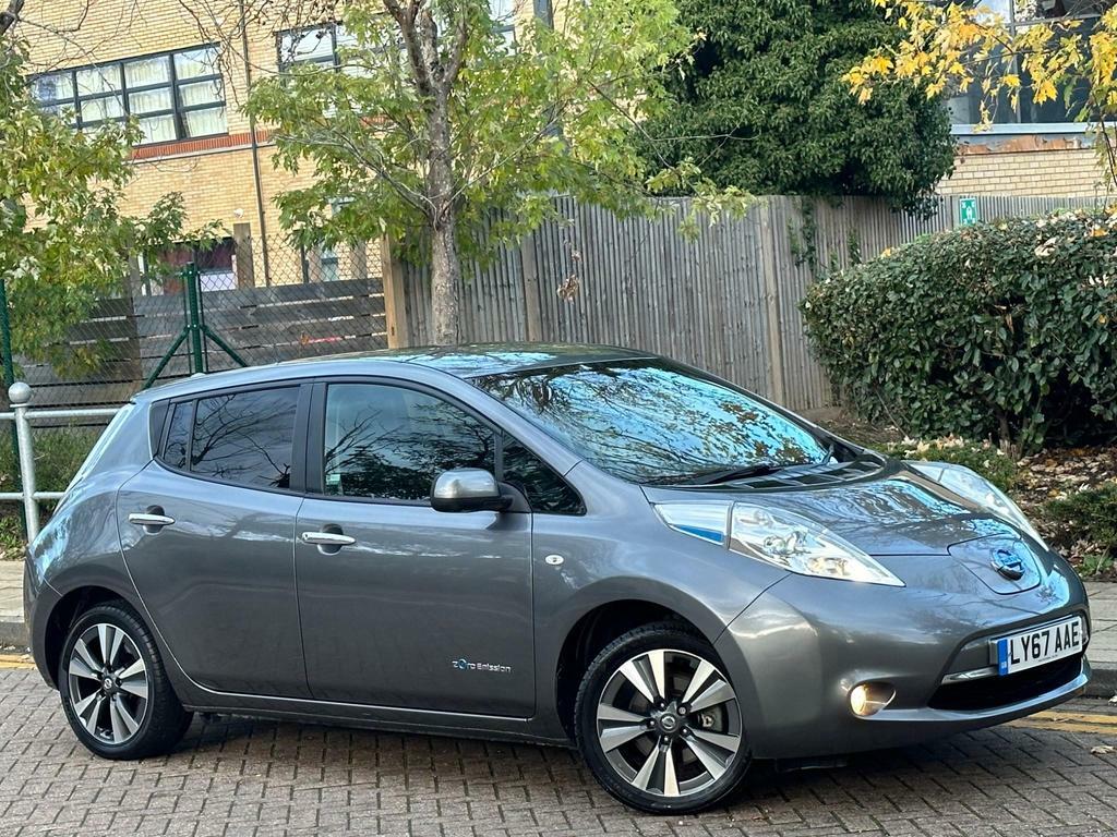 Compare Nissan Leaf 30Kwh Tekna LY67AAE Grey