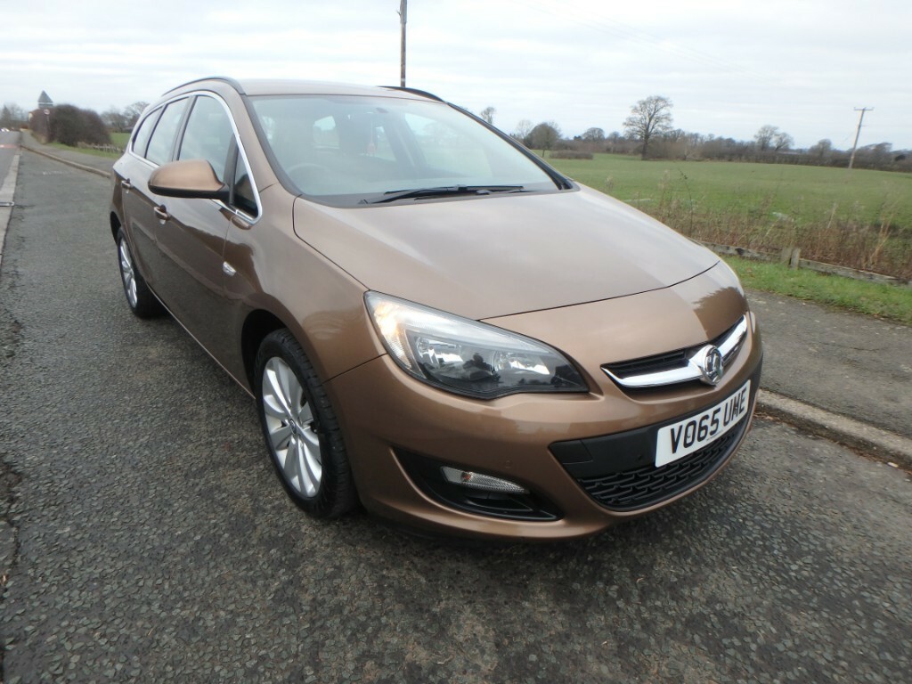 Compare Vauxhall Astra Tech Line VO65UME Brown