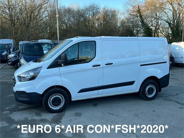 Compare Ford Transit Custom Custom Euro 62.0 300 BK20GFO White