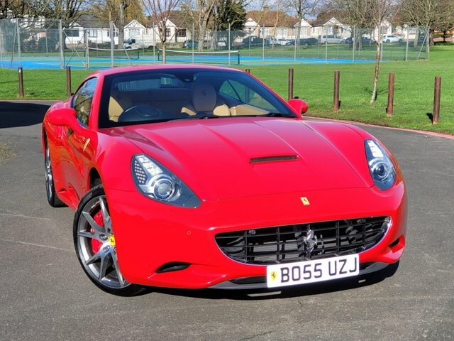 Compare Ferrari California 4.3 2 Plus 2 460 Bhp BO55UZJ Red