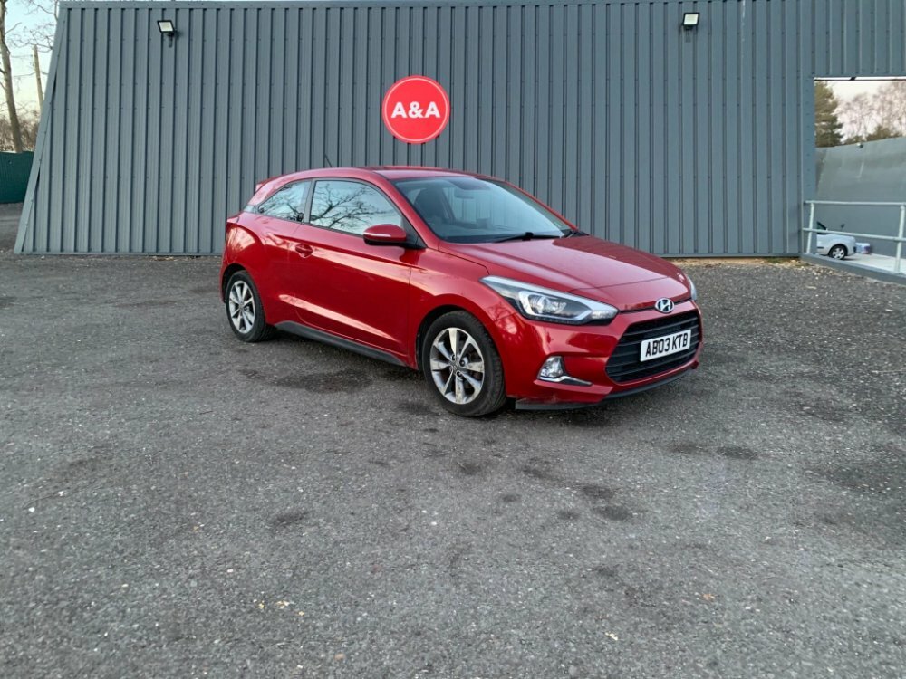 Compare Hyundai I20 1.4 Crdi Se Euro 6 AB03KTB Red