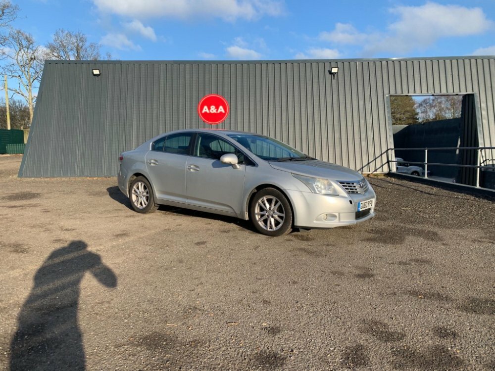 Toyota Avensis 2.0 D-4d Tr Euro 5 Silver #1