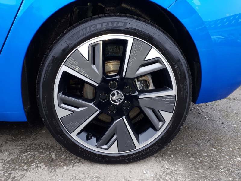 Compare Vauxhall Astra Hatchback PL23DTK Blue