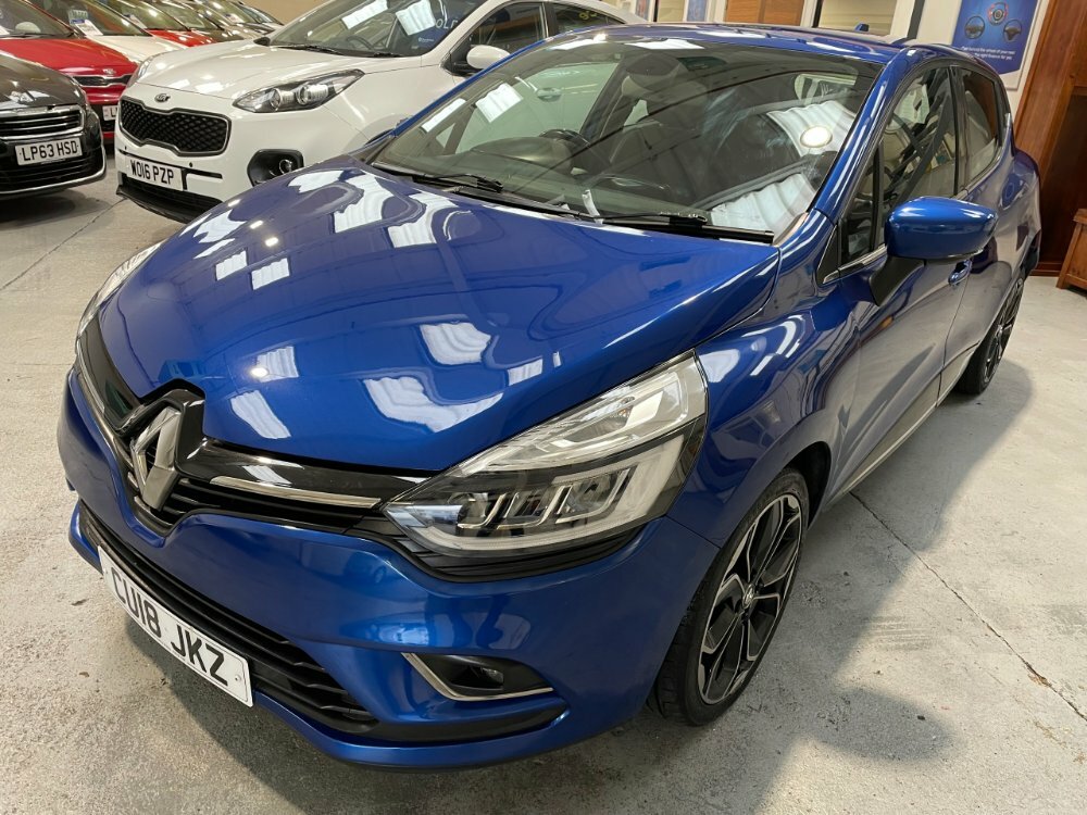 Compare Renault Clio 0.9 Tce Dynamique S Nav Hatchback Manua CU18JKZ Blue