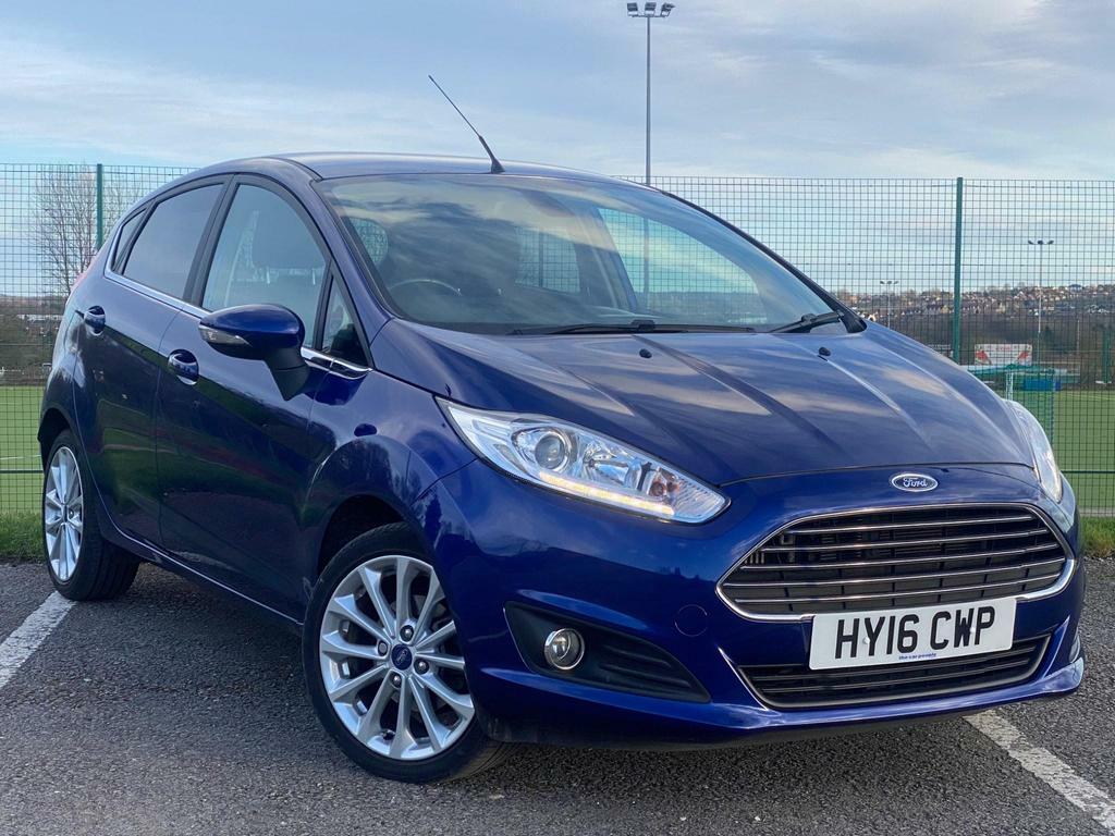 Compare Ford Fiesta 1.0T Ecoboost Titanium X Euro 6 Ss HY16CWP Blue