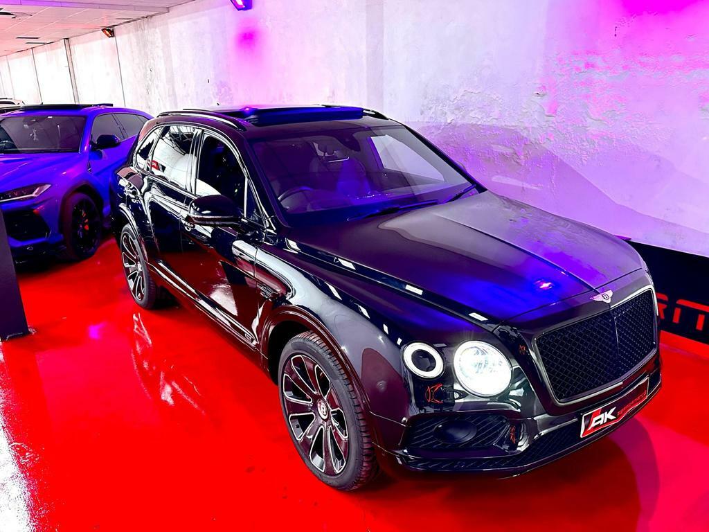 Compare Bentley Bentayga 4.0 V8 4Wd Euro 6 Ss MV69DNN Black