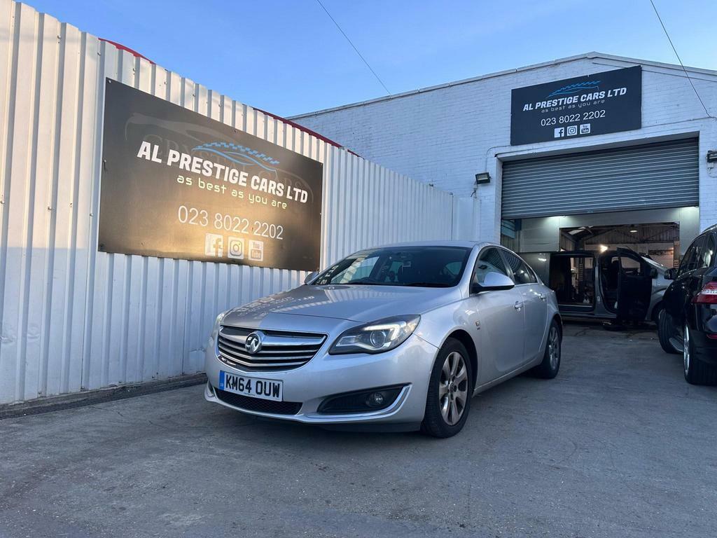 Compare Vauxhall Insignia Diesel KM64OUW Silver