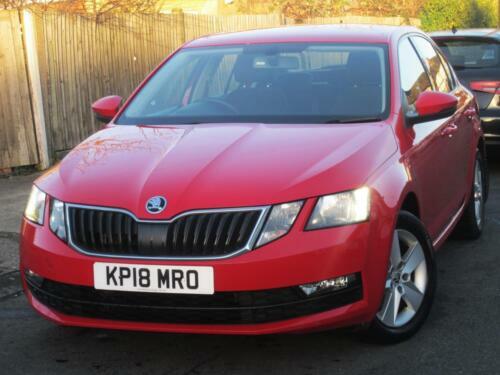Compare Skoda Octavia 1.4 Tsi Se Just Been Serviced, Great Drive Hat KP18MRO Red