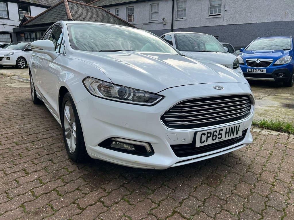 Compare Ford Mondeo 1.5T Ecoboost Zetec Euro 6 Ss CP65HNV White