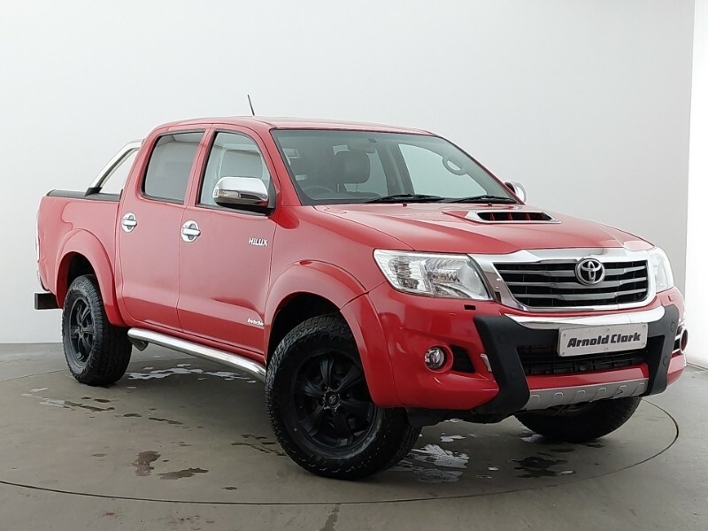 Compare Toyota HILUX Invincible X Dcab Pick Up 3.0 D-4d 4Wd 171 FH65YKO Red