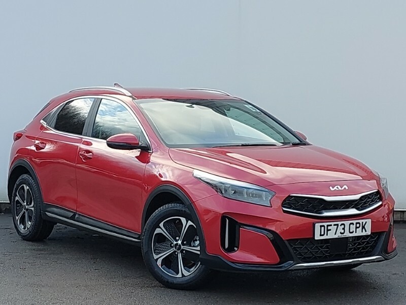 Compare Kia Xceed 1.6 Gdi Phev 3 Dct DF73CPK Red