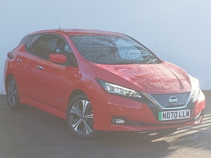 Compare Nissan Leaf 110Kw Tekna 40Kwh ND70LLW Red