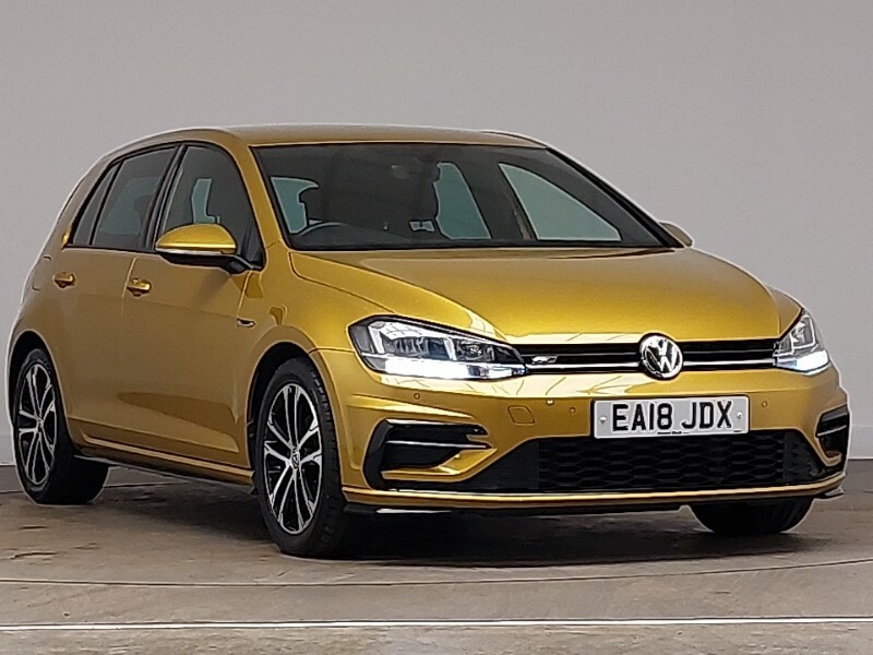 Compare Volkswagen Golf Golf R-line Tsi Evo EA18JDX Yellow
