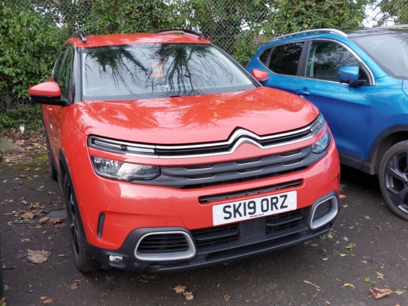 Compare Citroen C5 Aircross 1.5 Bluehdi 130 Flair SK19ORZ Red