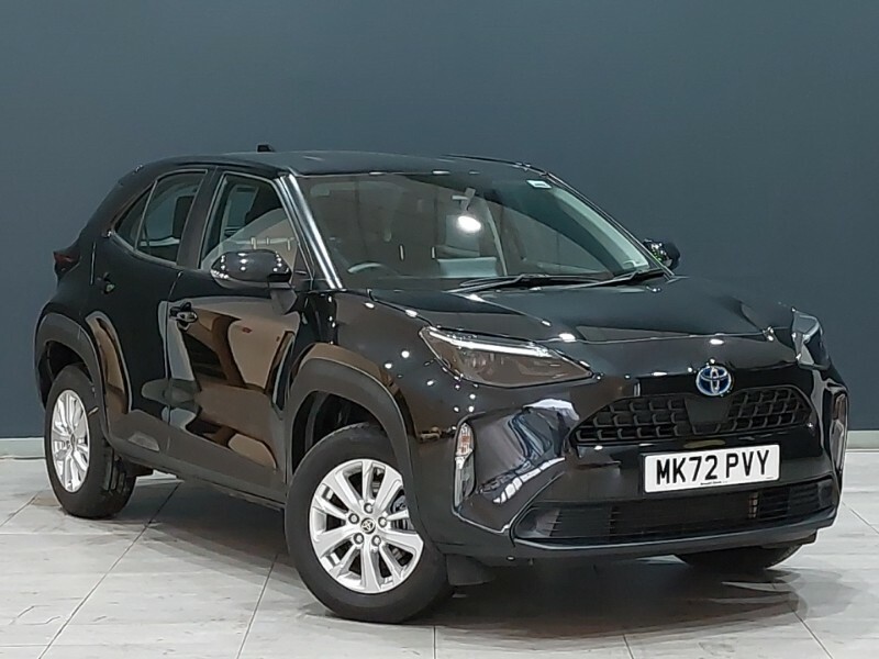 Compare Toyota Yaris Cross 1.5 Hybrid Icon Cvt MK72PVY Black