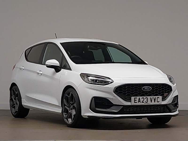 Compare Ford Fiesta 1.5 Ecoboost St-3 EA23VVC White