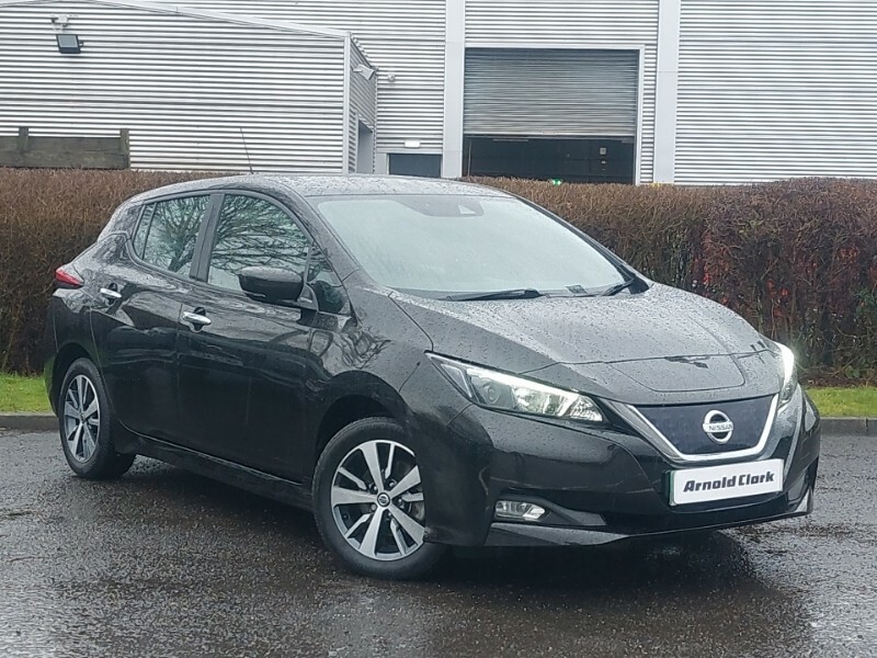 Compare Nissan Leaf 110Kw Acenta 40Kwh 6.6Kw Charger SA71YHD Black